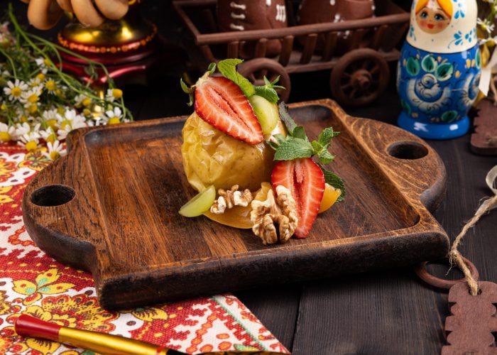 Яблоки печеные с орехом и мёдом 100гр.